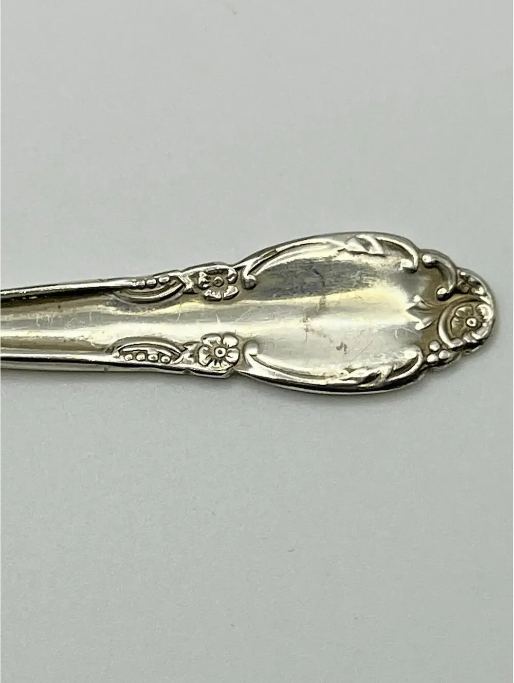 Oneida ENCHANTMENT Londontown Child Spoon Silverplate Vintage  2520.1